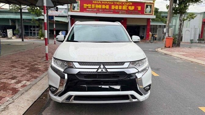 Outlander CVT 2024, 1 chủ, đẹp nhất nhì chợ