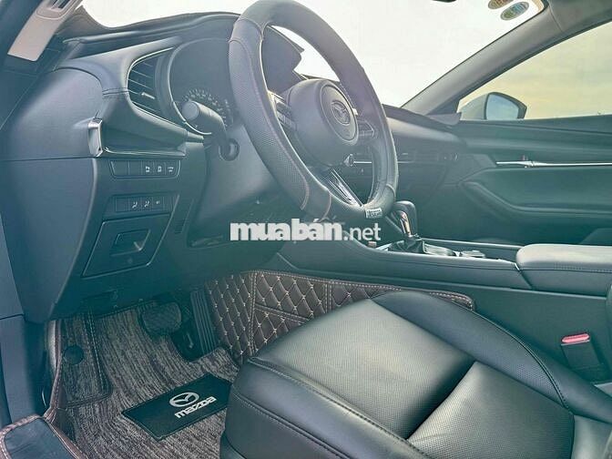 Mazda 3 2023 1.5L Luxury 3.800km Trắng