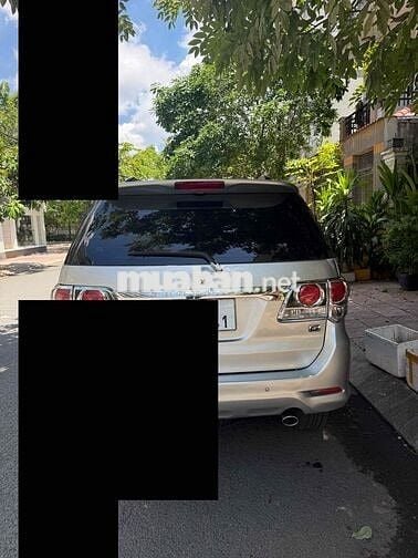 Toyota Fortuner 2015 2.4G Bạc
