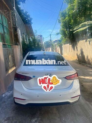 Hyundai Accent 2018 Trắng Số sàn
