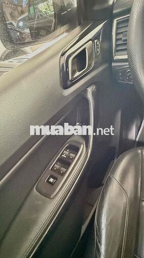 Ford Everest Sport 2021 Đen 128000 km
