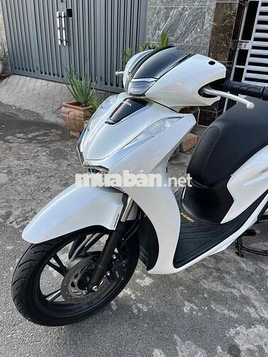 Honda SH125i 2023 Trắng 9000 km