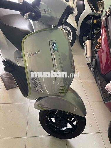 Piaggio Vespa Tech 150 2025 Bạc