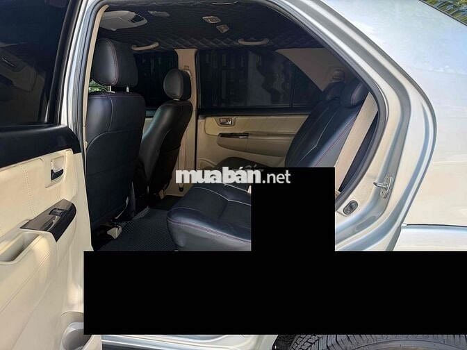 Toyota Fortuner 2015 2.4G Bạc