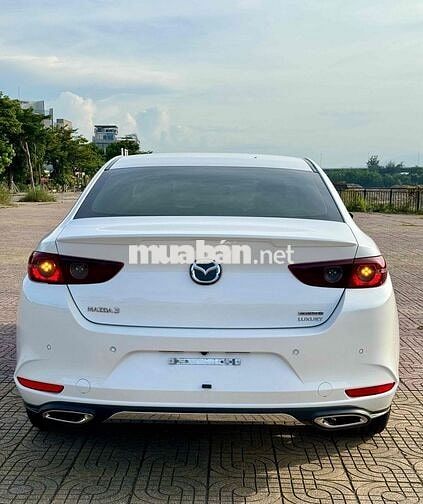Mazda 3 2023 1.5L Luxury 3.800km Trắng