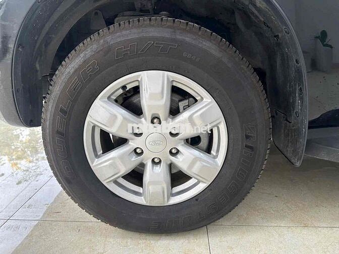 Ford Everest 2019 Ambiente AT Đen