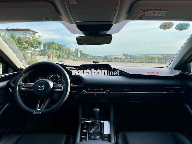 Mazda 3 2023 1.5L Luxury 3.800km Trắng
