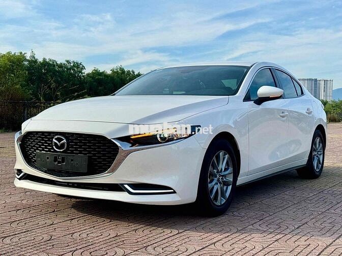 Mazda 3 2023 1.5L Luxury 3.800km Trắng
