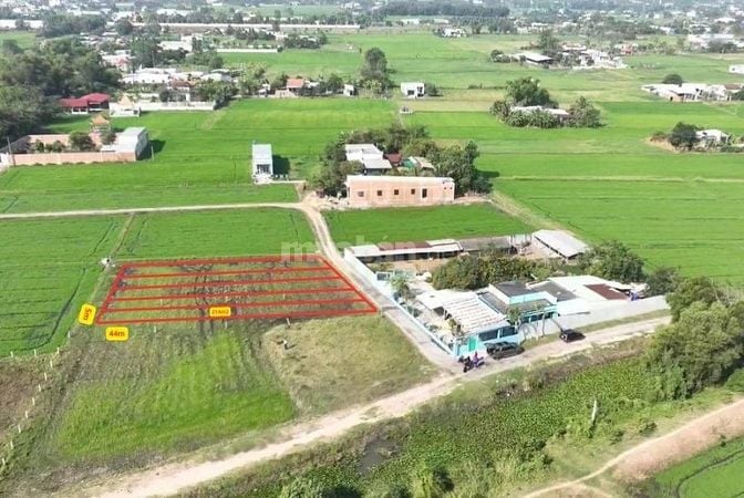 Bán đất tích sản lâu dài Đức Hòa, Long An. Chưa đến 8 triệu/m2, SHR