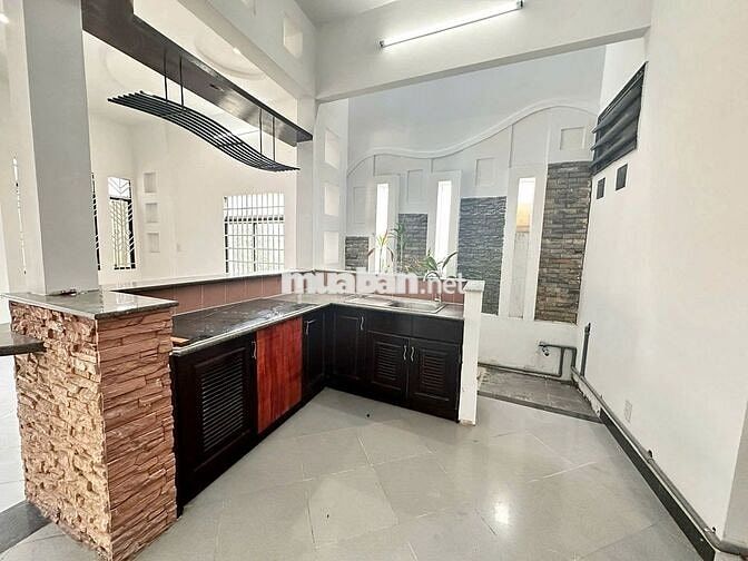 Nhà trệt 2PN có nội thất đường Trần Văn Nghiêm chỉ 6,5 triệu