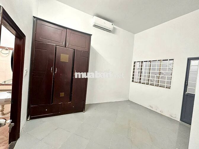Nhà trệt 2PN có nội thất đường Trần Văn Nghiêm chỉ 6,5 triệu