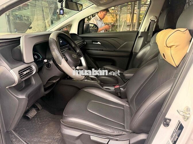 Hyundai Stargazer 2023 Đặc Biệt 52.000km Trắng