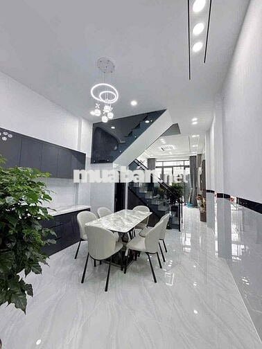 Nhà chính chủ tự xây mới, nằm cách cây xăng 75 1km, sổ sẵn công chứng