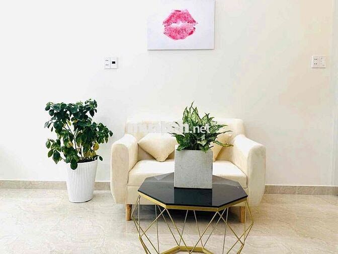 CHO THUÊ PHÒNG TRỌ SIÊU RỘNG, CHỢ BÀ CHIỂU, GIÁP Q1, FULL NỘI THẤT