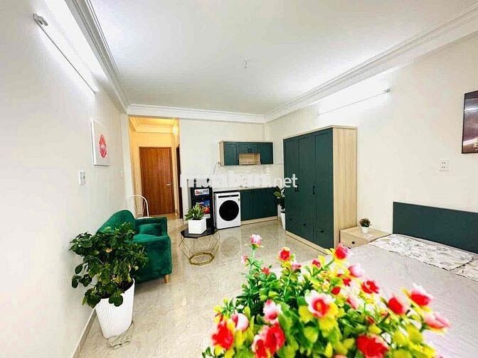 CHO THUÊ PHÒNG TRỌ SIÊU RỘNG, CHỢ BÀ CHIỂU, GIÁP Q1, FULL NỘI THẤT