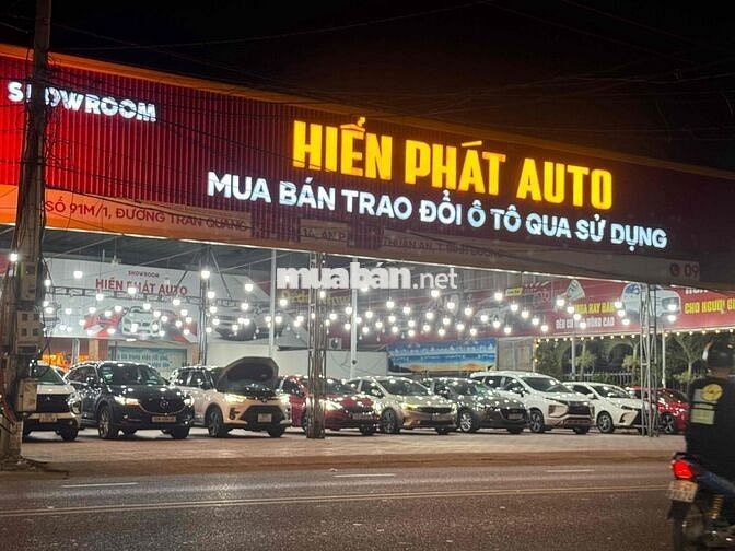 tuyển NV tư vấn bán ô tô