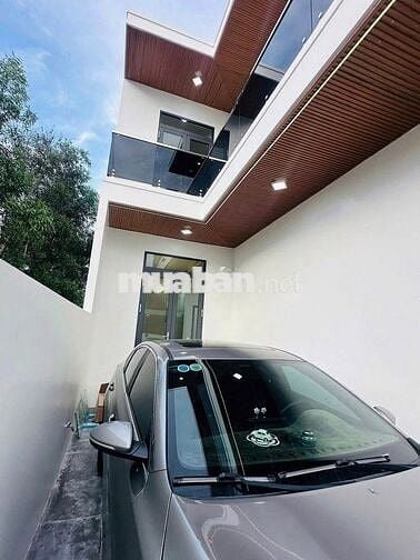Chính chủ bán căn nhà mới ngang 8m rộng rãi, trả trước chỉ 500 triệu