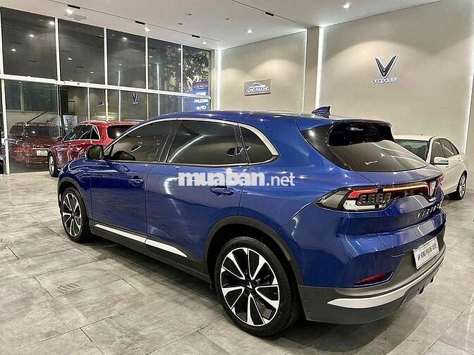 Xe điện Vinfast VF8 Plus 2022 Xanh