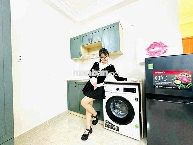 CHO THUÊ PHÒNG TRỌ SIÊU RỘNG, CHỢ BÀ CHIỂU, GIÁP Q1, FULL NỘI THẤT