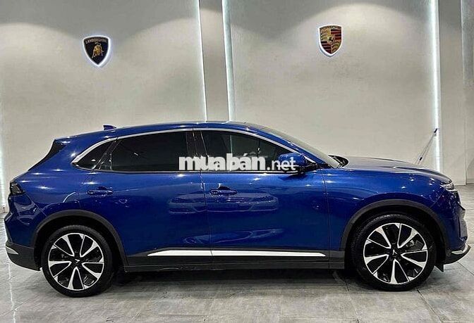 Xe điện Vinfast VF8 Plus 2022 Xanh