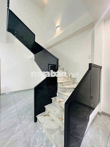 Chính chủ bán căn nhà mới ngang 8m rộng rãi, trả trước chỉ 500 triệu