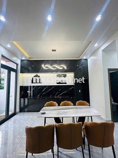 Chính chủ bán căn nhà mới ngang 8m rộng rãi, trả trước chỉ 500 triệu