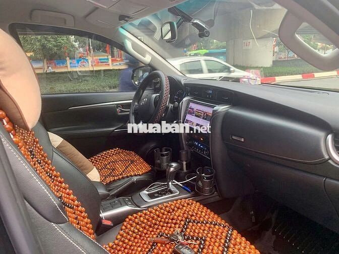 Toyota Fortuner 2021 2.4 AT Đen