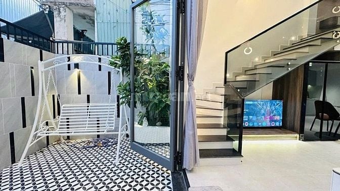 Bán Nhà 3 tầng Full Nội Thất Vào Ở Ngay
