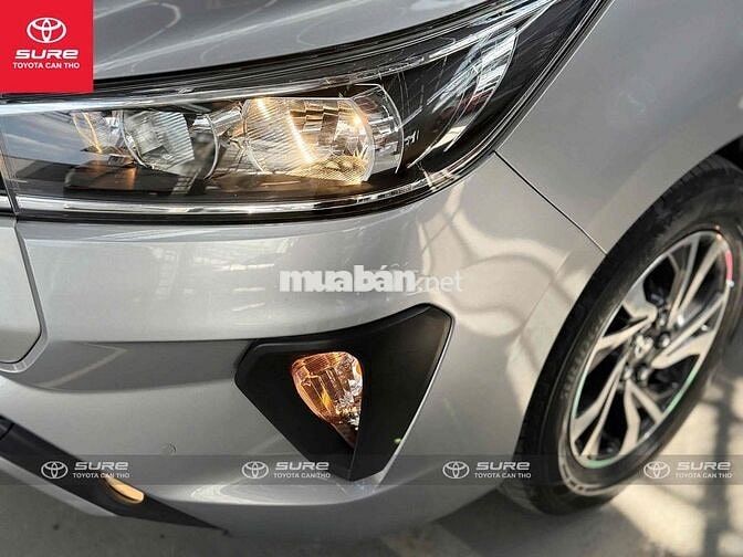 Toyota Innova E 2023 Bạc 74.000 km