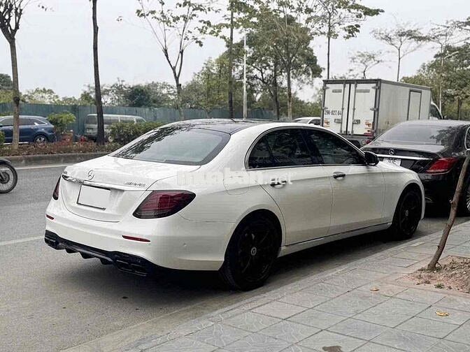 Mercedes Benz E Class 2017 E250 - 98000 km