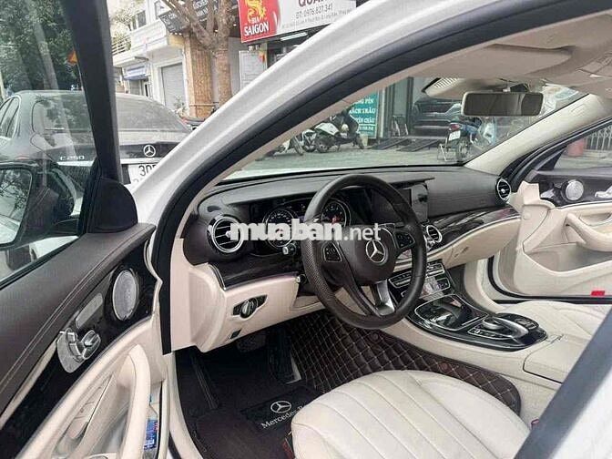 Mercedes Benz E Class 2017 E250 - 98000 km