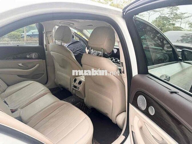 Mercedes Benz E Class 2017 E250 - 98000 km