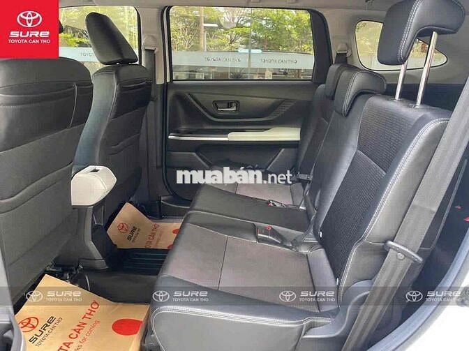 Toyota Veloz Cross Top 2025 Trắng 39.000 km
