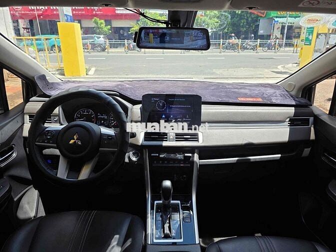Mitsubishi Xpander 2024 1.5 Premium
