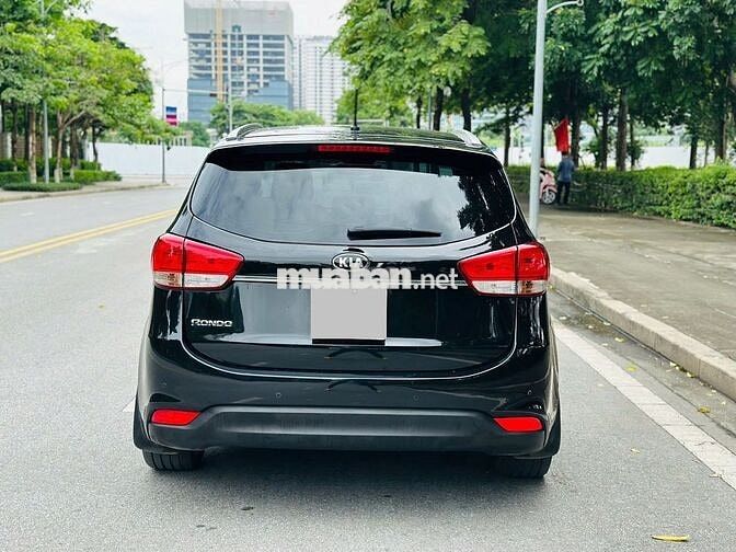 Kia Rondo 2015 2.0 GAT Đen 13 vạn km