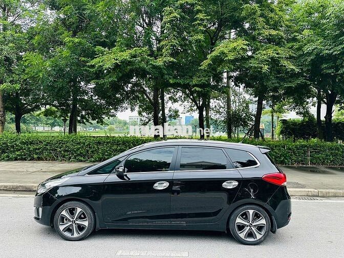 Kia Rondo 2015 2.0 GAT Đen 13 vạn km