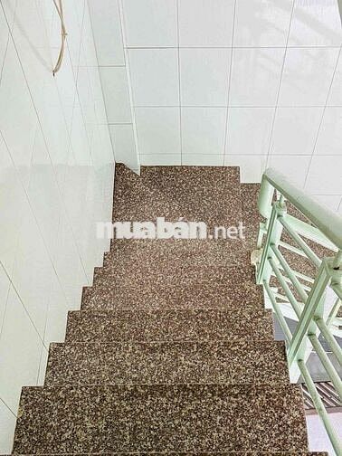 🔥 HÀNG HIẾM P1 BÌNH THẠNH – NHÀ 2 TẦNG XE HƠI ĐỖ CỬA  26 m²  GIÁ CHỈ 4