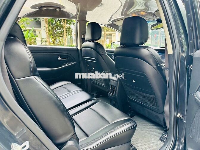 Kia Rondo 2015 2.0 GAT Đen 13 vạn km