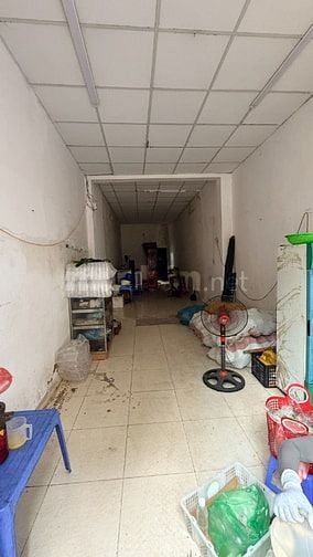 Cho thuê cửa hàng và nhà ở dài hạn, diện tích 63 m2, nhà 3 tầng