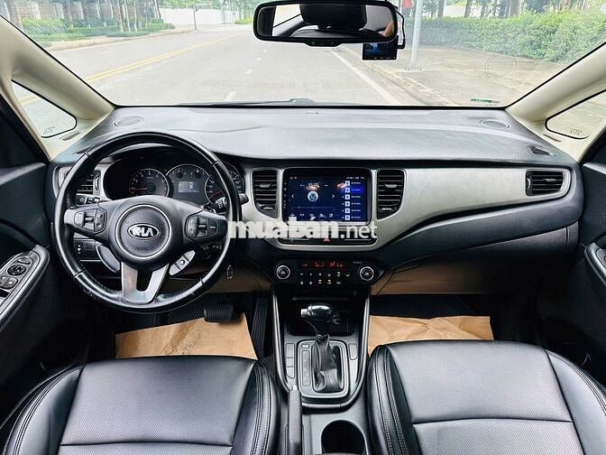 Kia Rondo 2015 2.0 GAT Đen 13 vạn km