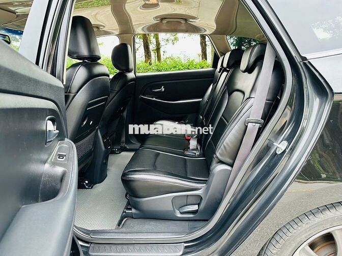 Kia Rondo 2015 2.0 GAT Đen 13 vạn km