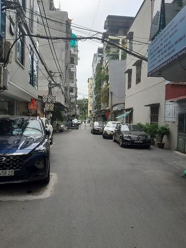 Cho thuê nhà riêng 35m2 x 4 tầng LLQ ô tô đỗ cửa LH: 084.359.2865