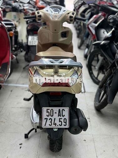 Honda Lead 2017 Vàng kem