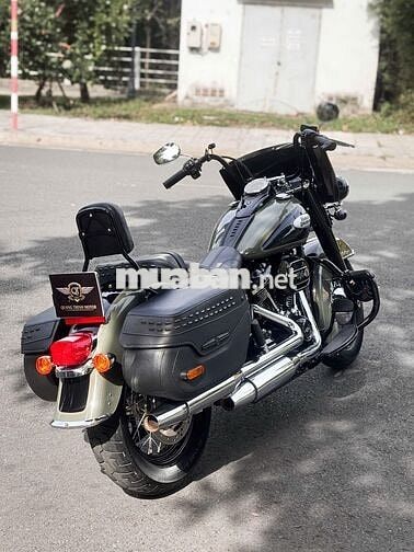 Harley-Davidson Heritage 2021 odo 5300 miles