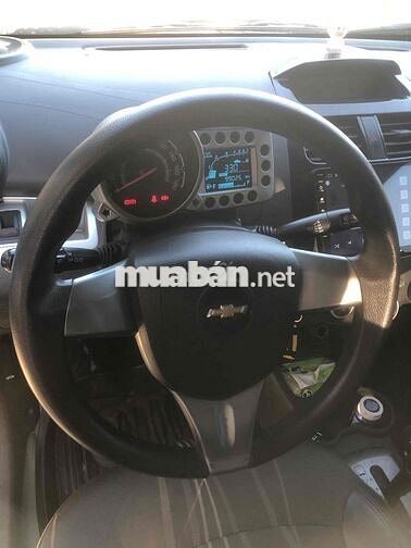 Chevrolet Spark Trắng 99025 km số tự động