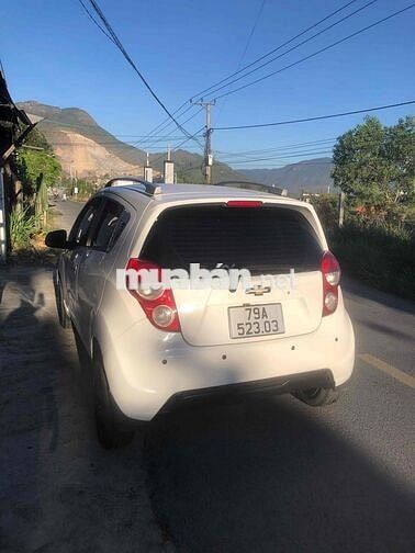 Chevrolet Spark Trắng 99025 km số tự động