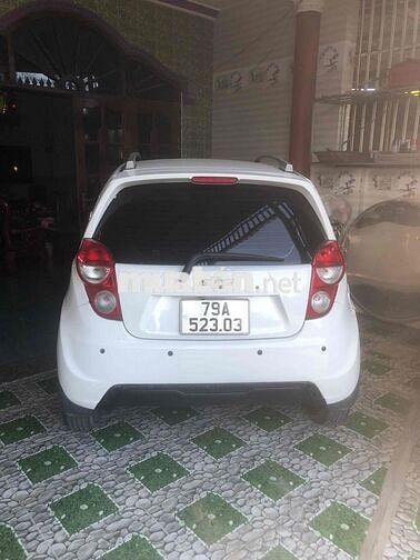 Chevrolet Spark Trắng 99025 km số tự động