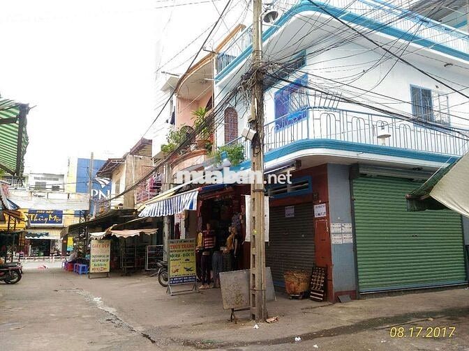 Nhà góc chợ 2MT 264/5 Nguyễn Sơn, Tân Phú, 3 tầng, hướng Đông, 9.8 tỷ
