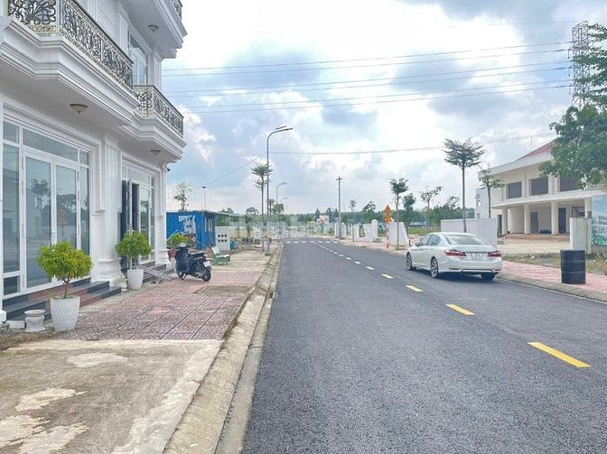 Cần bán đất ngay mặt tiền đường giá 890 triệu ngay KCN VSIP 2 Tân Uyên