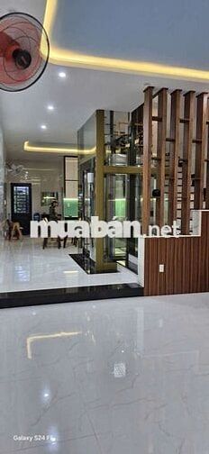 Nhà vs Mb mới xây có thang máy 